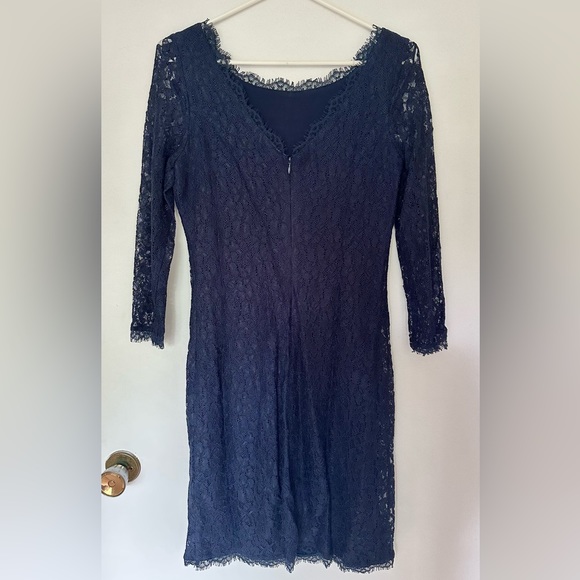 Babaton dress - Picture 2 of 3